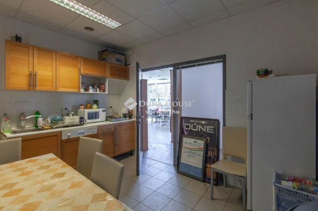 Eladó iroda, Budaörsön 607.695 M Ft / költözzbe.hu