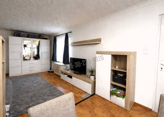 Eladó családi ház, Szigethalmon, Széchenyi utcában 69.8 M Ft
