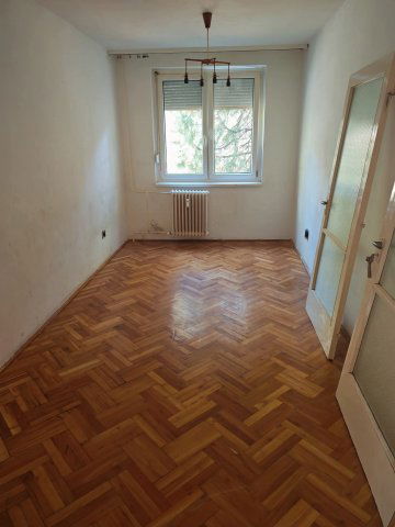 Eladó panellakás, Nyíregyházán 30.9 M Ft, 2 szobás