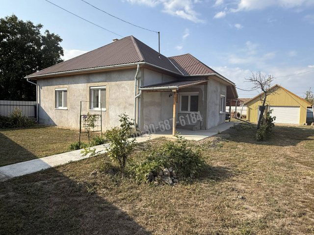 Eladó családi ház, Kenderesen 38 M Ft, 3 szobás