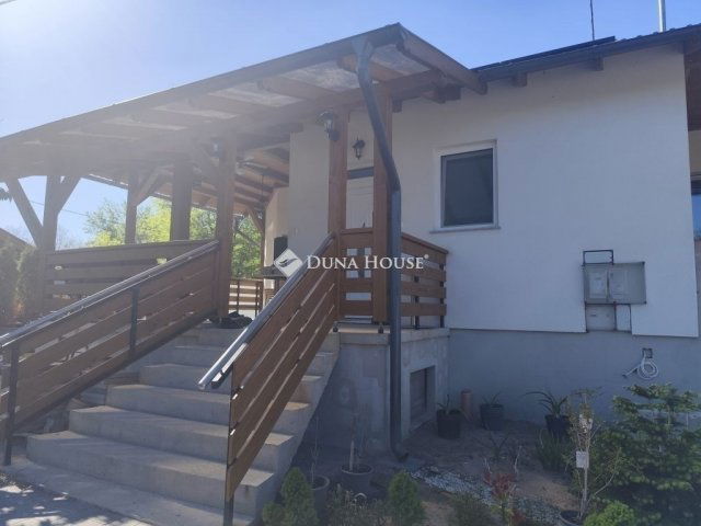 Eladó téglalakás, Ócsán 104.9 M Ft, 3 szobás