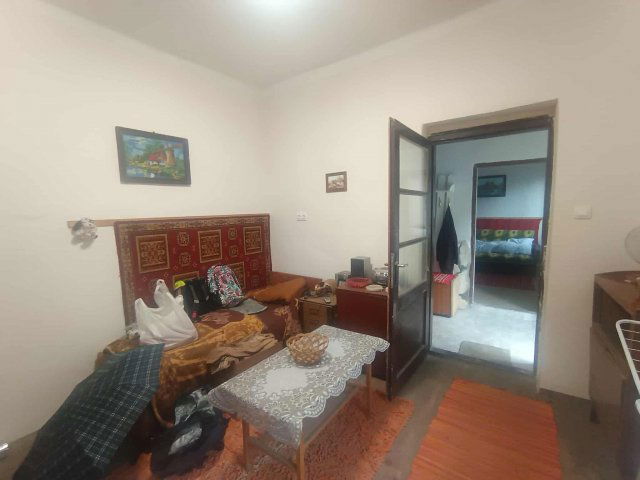 Eladó családi ház, Komlón, Ady Endre utcában 15.9 M Ft