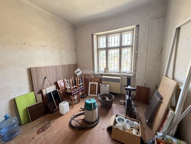 Eladó családi ház, Tápiószecsőn 36.6 M Ft, 2 szobás