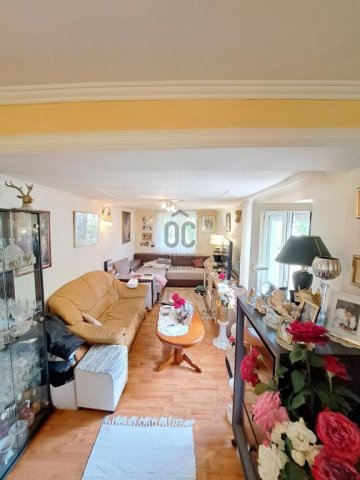 Eladó nyaraló, Velencén 95 M Ft, 3 szobás / költözzbe.hu