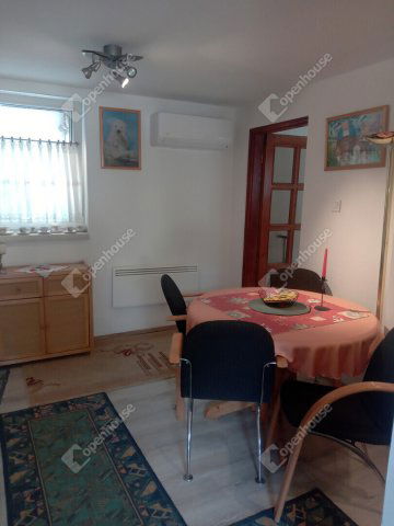 Kiadó téglalakás, albérlet, Szegeden 180 E Ft / hó, 2 szobás