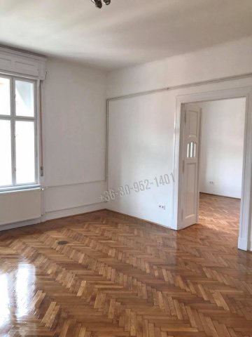 Kiadó téglalakás, albérlet, I. kerületben, Fő utcában
