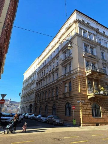 Kiadó téglalakás, albérlet, V. kerületben, Akadémia utcában