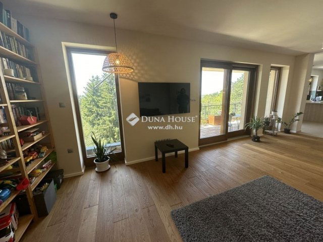 Eladó családi ház, Piliscsabán 205 M Ft, 5 szobás