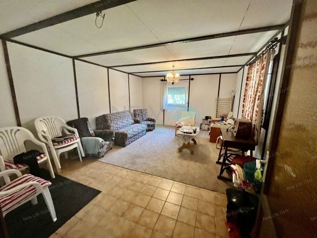Eladó családi ház, Győrújbaráton 44.5 M Ft, 3 szobás