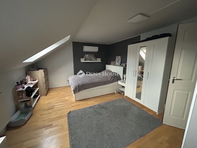 Eladó téglalakás, Budapesten, VI. kerületben 164.9 M Ft