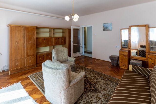 Eladó téglalakás, Abonyban 41.9 M Ft, 3 szobás