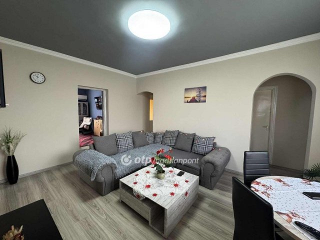 Eladó családi ház, Konyáron 29.9 M Ft, 3 szobás