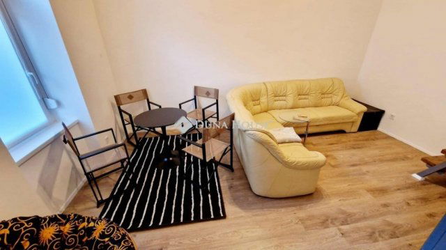 Eladó téglalakás, Budapesten, X. kerületben 48.4 M Ft, 1 szobás