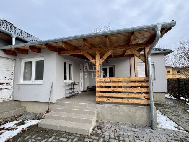 Eladó családi ház, Pátyon 109 M Ft, 3 szobás