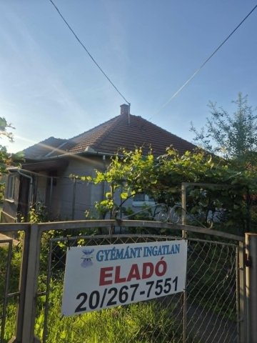 Eladó családi ház, Alsótoldiban 37 M Ft, 2 szobás