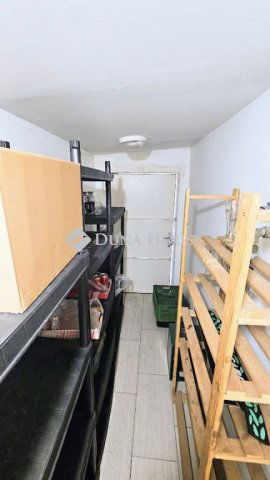 Kiadó üzlethelyiség, Szigetszentmiklóson 200 E Ft / hó