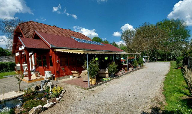 Eladó családi ház, Kehidakustányban 114.8 M Ft, 10+2 szobás
