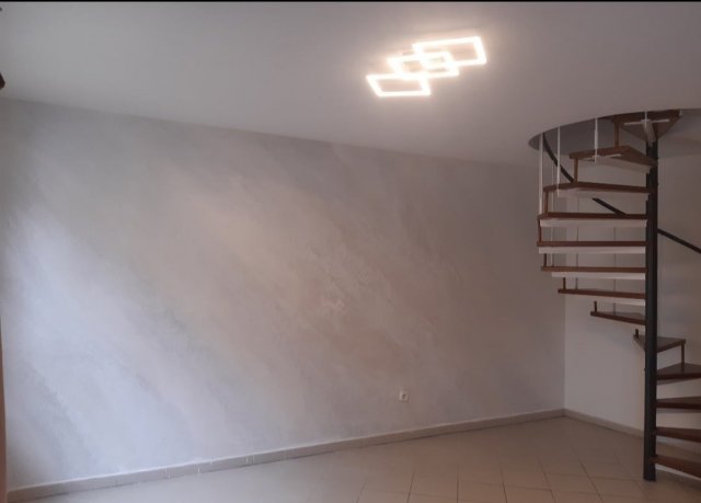 Eladó téglalakás, Keszthelyen 61.9 M Ft, 1+2 szobás