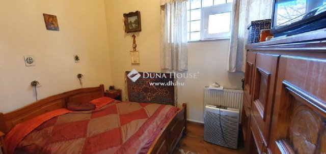 Eladó családi ház, Budapesten, XV. kerületben 120 M Ft, 3 szobás