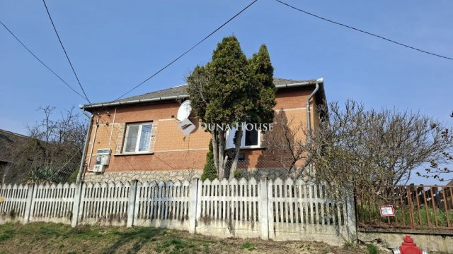 Eladó családi ház, Csomában 17.5 M Ft, 4 szobás