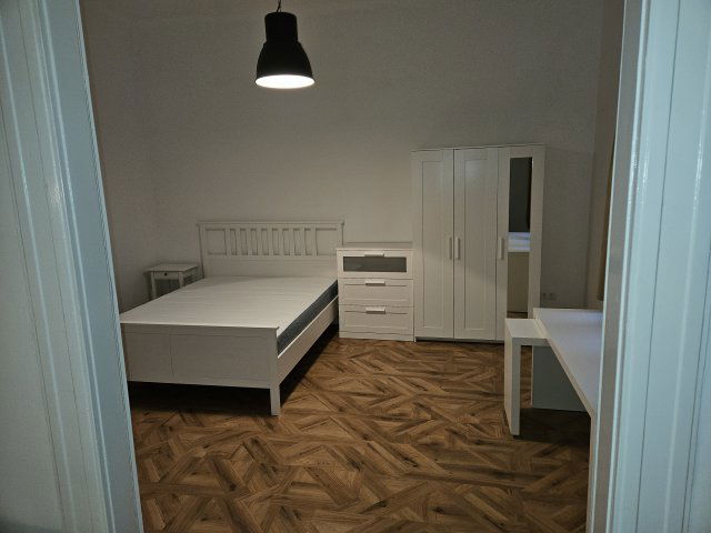 Kiadó téglalakás, albérlet, VII. kerületben, Dohány utcában