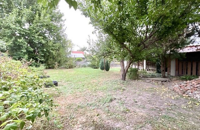 Eladó családi ház, Gyulán 5.3 M Ft, 2 szobás
