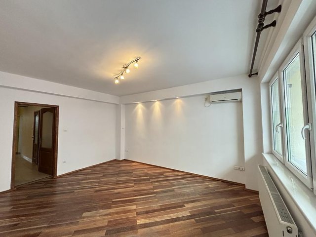 Eladó téglalakás, Budapesten, VI. kerületben, Ó utcában