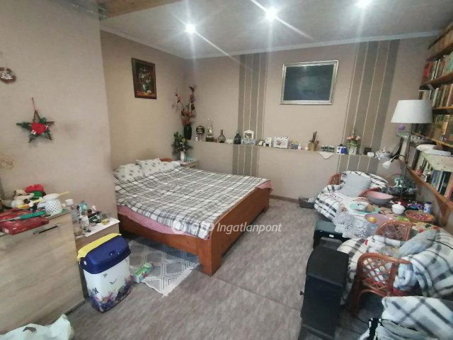 Eladó családi ház, Kecelen 26 M Ft, 2+1 szobás