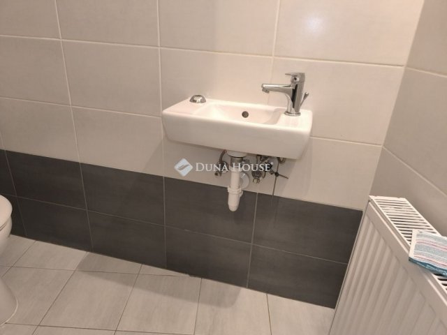 Eladó téglalakás, Budapesten, IX. kerületben 90 M Ft, 2 szobás