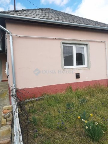 Eladó családi ház, Ramocsaházán 18.9 M Ft, 2 szobás