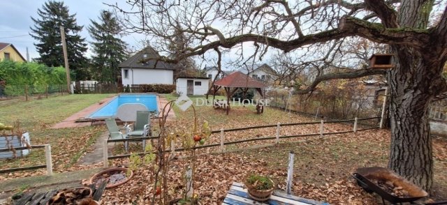 Eladó családi ház, Budaörsön 180 M Ft, 5 szobás