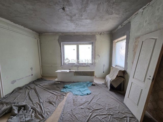 Eladó családi ház, Üllőn 70.9 M Ft, 3 szobás