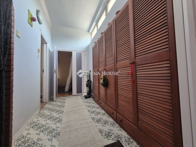 Eladó családi ház, Kiskunhalason, Jókai utcában 28 M Ft