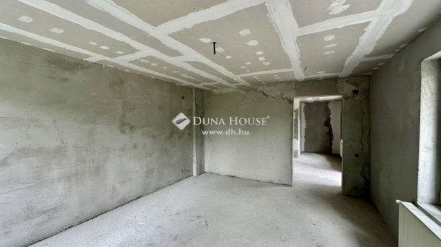 Eladó családi ház, Budapesten, XVIII. kerületben 84.9 M Ft