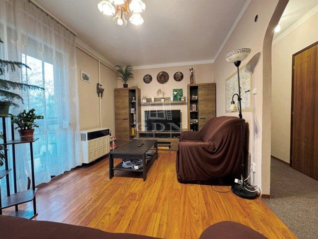 Eladó téglalakás, Tökölön 49.9 M Ft, 2 szobás