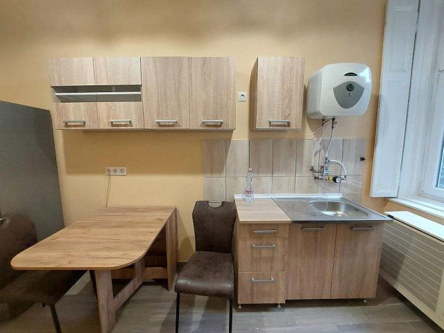 Kiadó téglalakás, albérlet, Budapesten, XV. kerületben