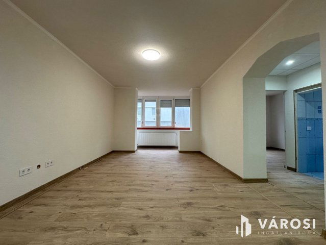 Kiadó téglalakás, albérlet, Salgótarjánban 140 E Ft / hó