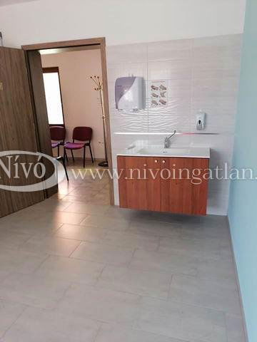 Kiadó üzlethelyiség, Veszprémben 72 E Ft / hó, 1 szobás