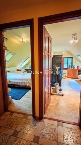 Eladó családi ház, Kecskeméten 135 M Ft, 5 szobás