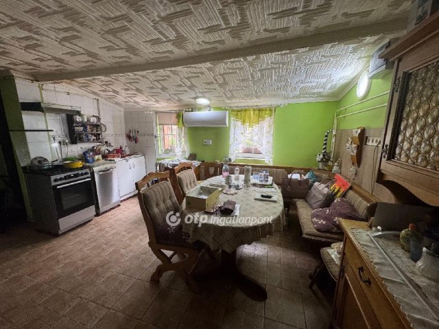 Eladó sorház, Szalkszentmártonon 27 M Ft, 2 szobás