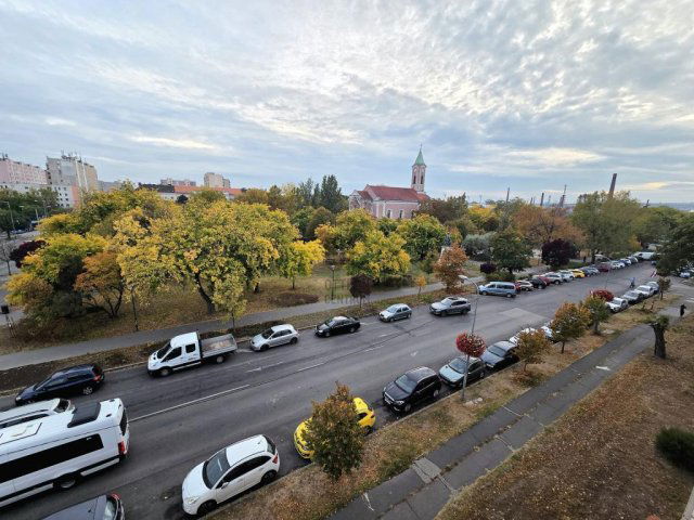 Eladó téglalakás, Budapesten, XXI. kerületben 54.5 M Ft