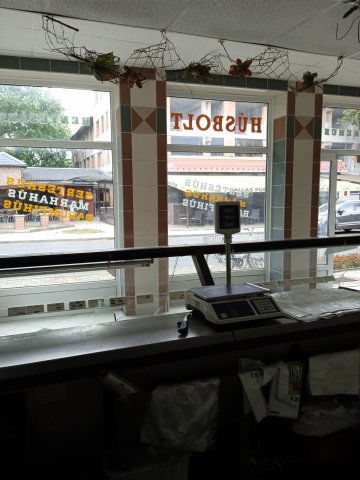 Kiadó üzlethelyiség, Lentiben 250 E Ft / hó