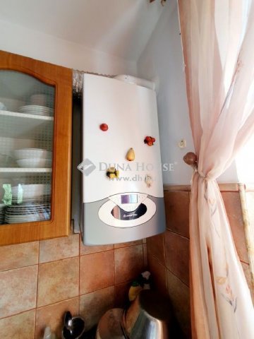 Eladó családi ház, Veresegyházon 149.9 M Ft, 2 szobás