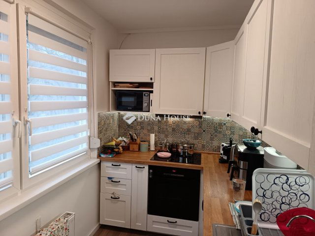 Eladó panellakás, Szegeden, Csorba utcában 74.85 M Ft, 3 szobás