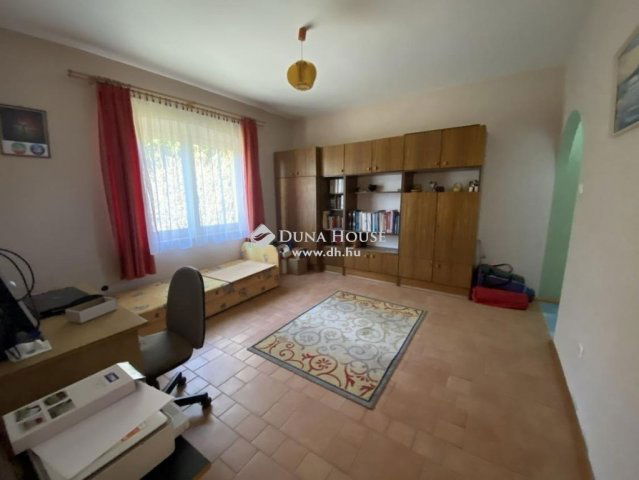 Eladó családi ház, Pellérden 110 M Ft, 2 szobás