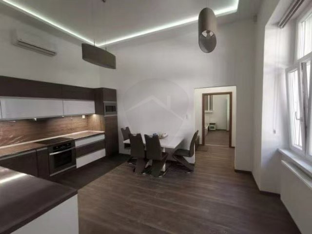 Eladó téglalakás, Budapesten, V. kerületben 119.99 M Ft