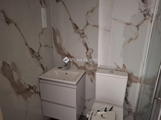 Eladó téglalakás, Budapesten, VII. kerületben 244.9 M Ft