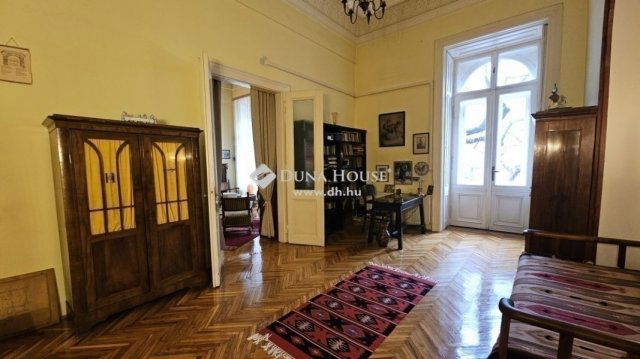 Eladó téglalakás, Budapesten, VI. kerületben 335 M Ft, 3 szobás