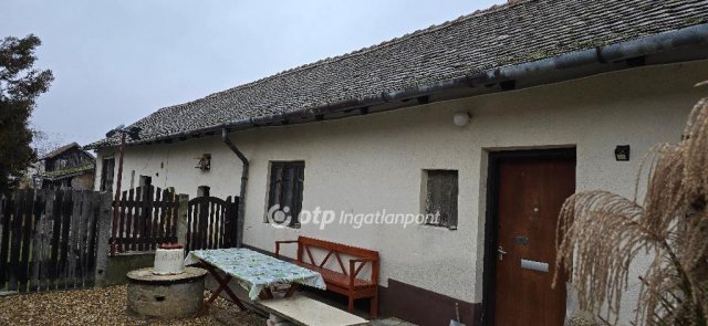 Eladó családi ház, Hajdúszováton 34.9 M Ft, 4 szobás