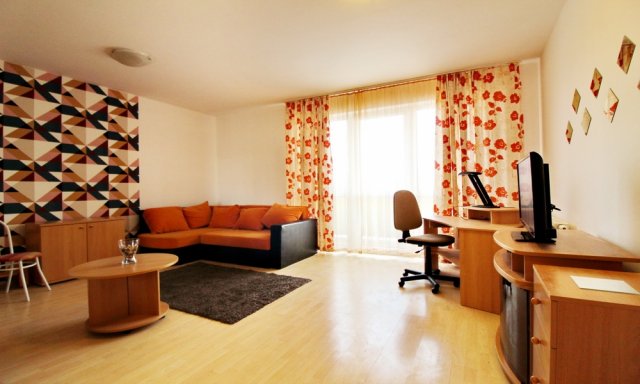 Kiadó téglalakás, albérlet, Debrecenben 270 E Ft / hó, 2 szobás
